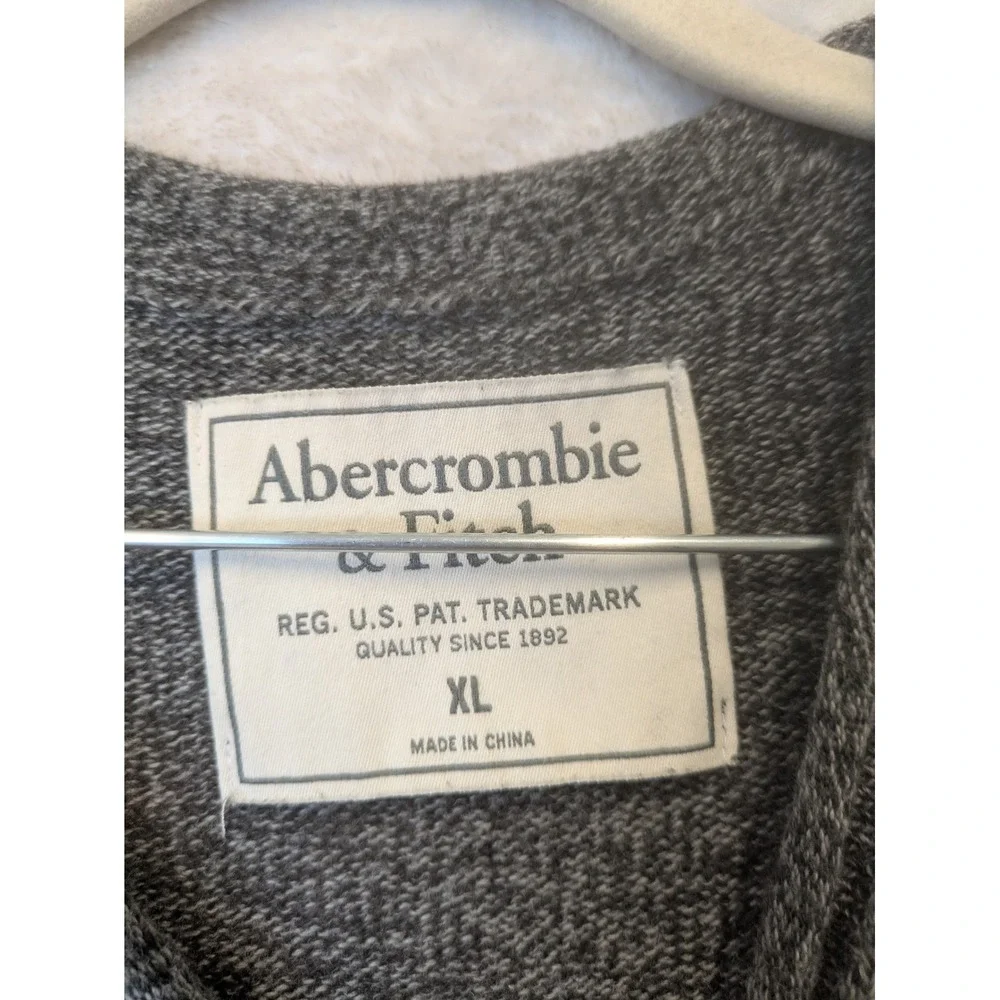 Abercrombie & Fitch this abercrombie